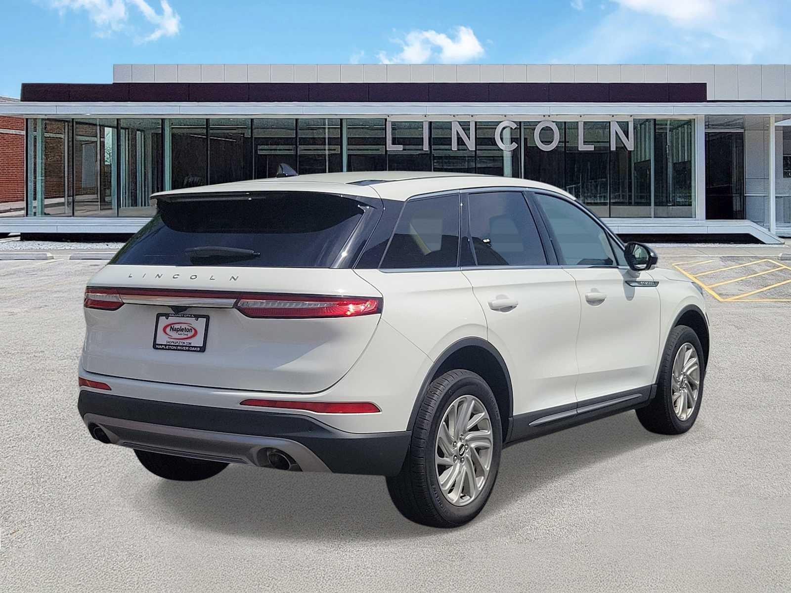 2023 Lincoln Corsair Standard