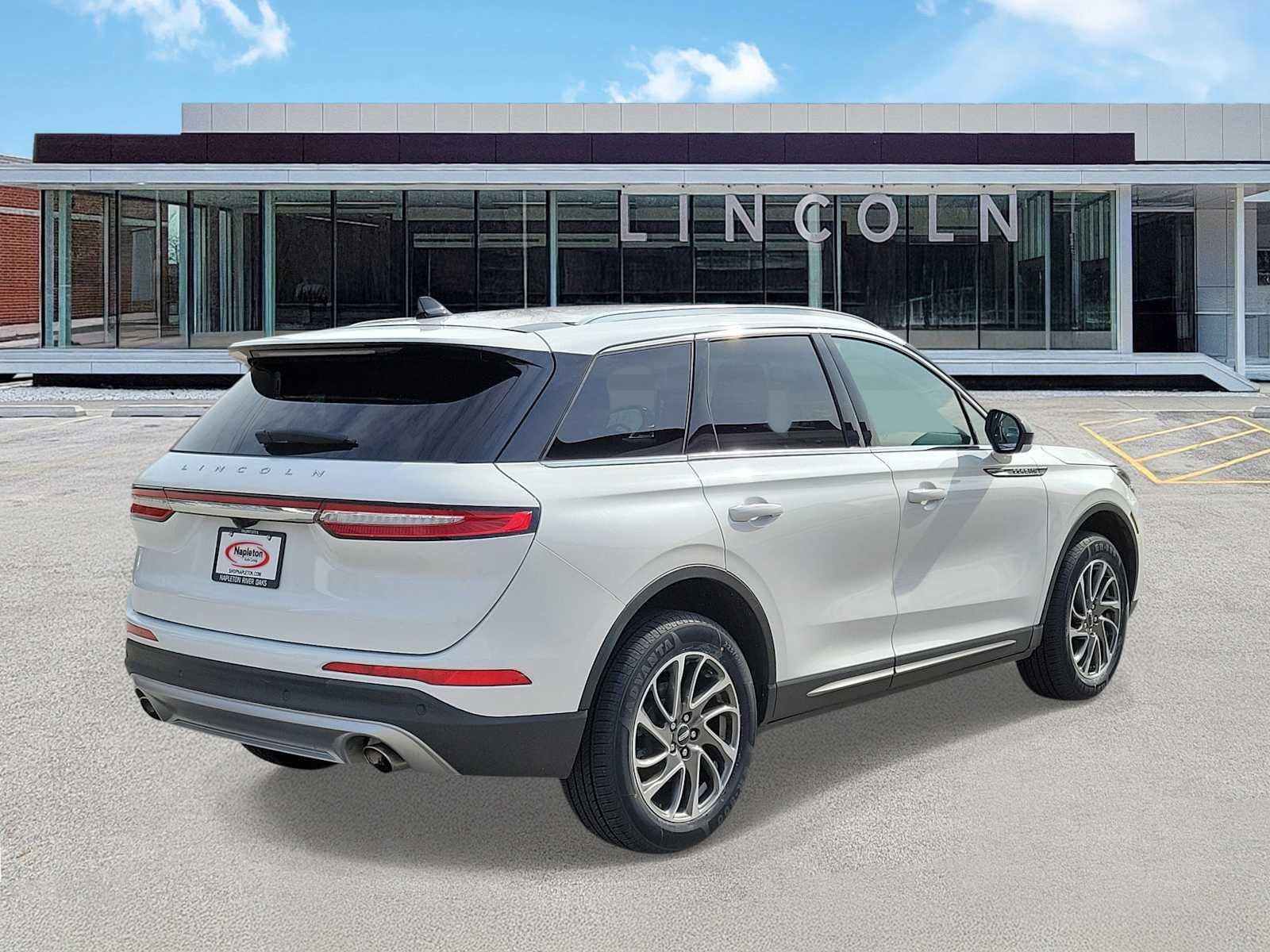 2022 Lincoln Corsair Standard
