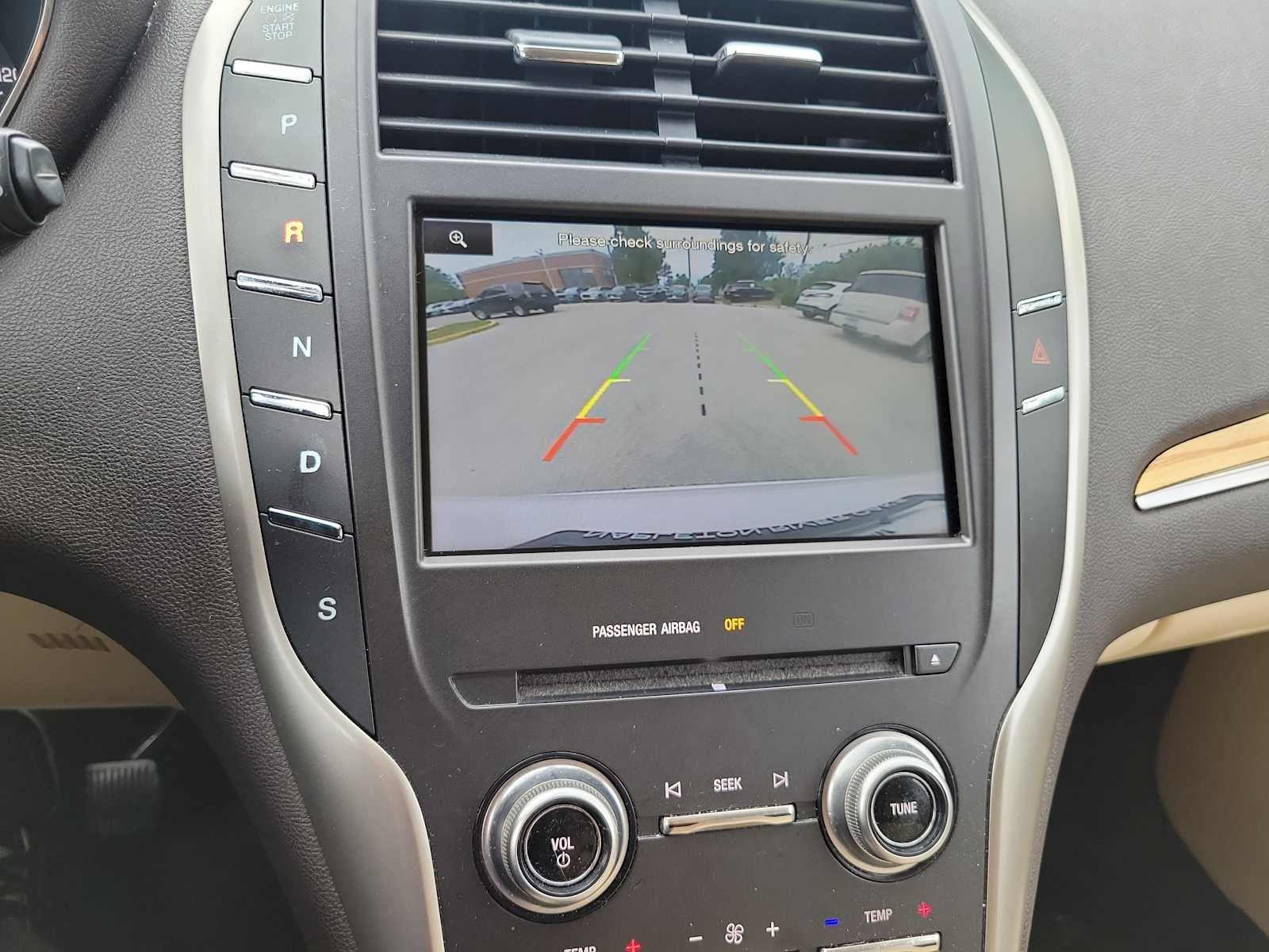 2015 Lincoln MKC Base