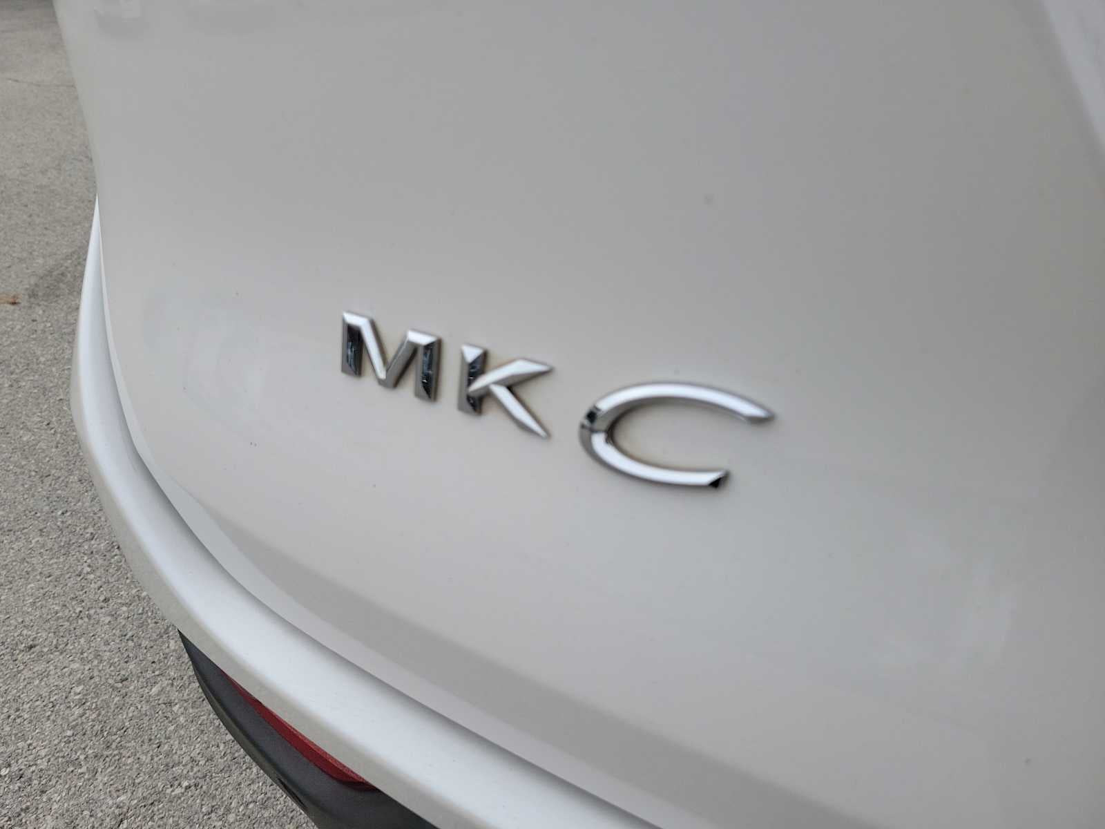2015 Lincoln MKC Base