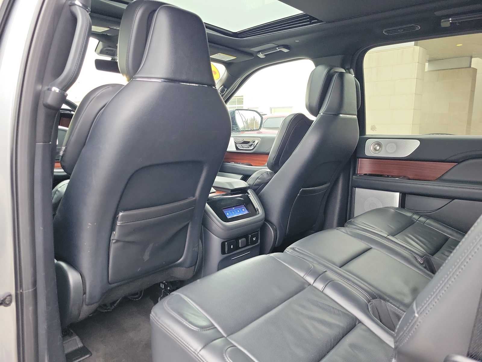 2023 Lincoln Navigator L Reserve