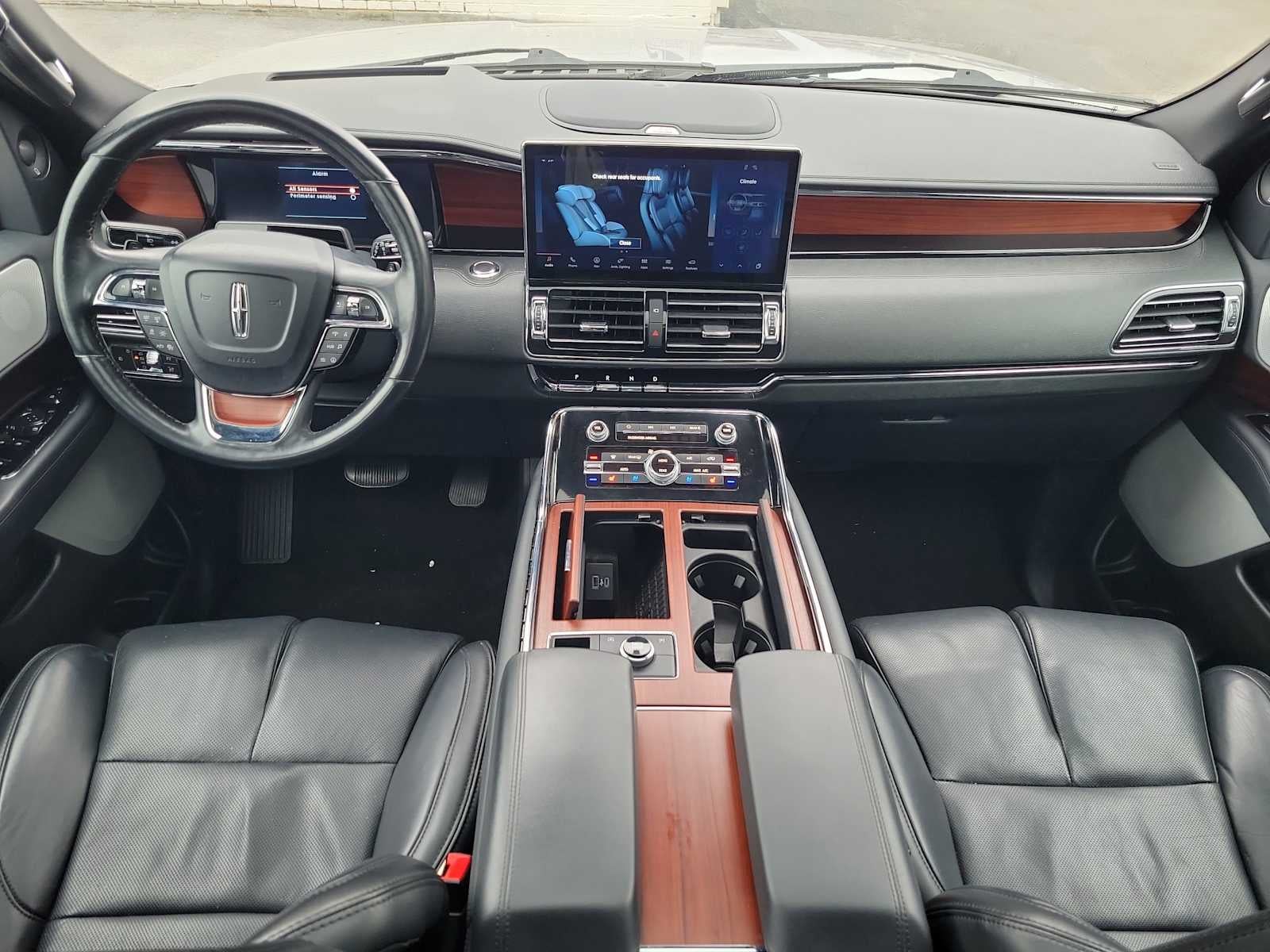 2023 Lincoln Navigator L Reserve