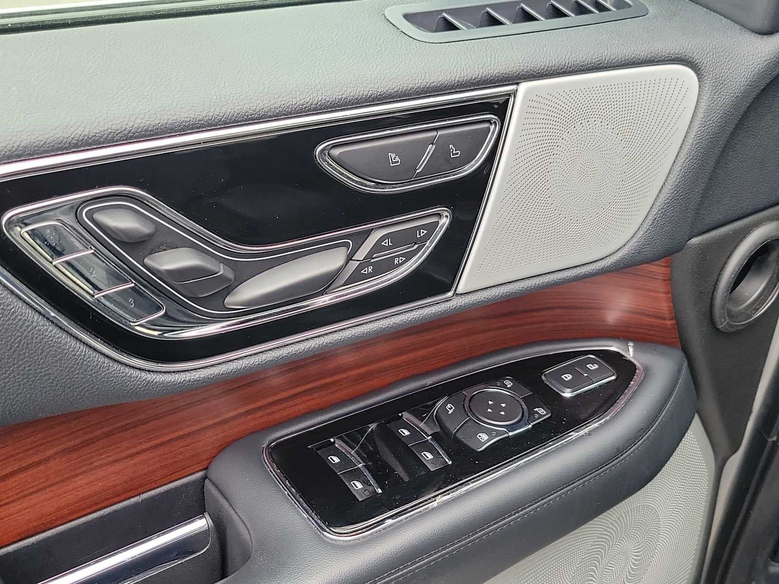 2023 Lincoln Navigator L Reserve