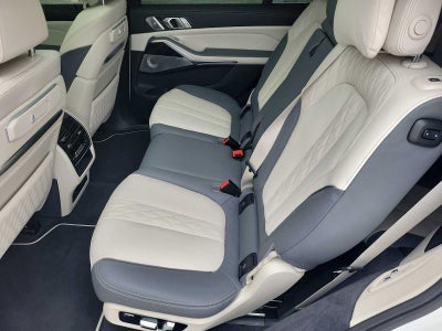 2025 BMW X7 ALPINA XB7