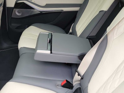 2025 BMW X7 ALPINA XB7