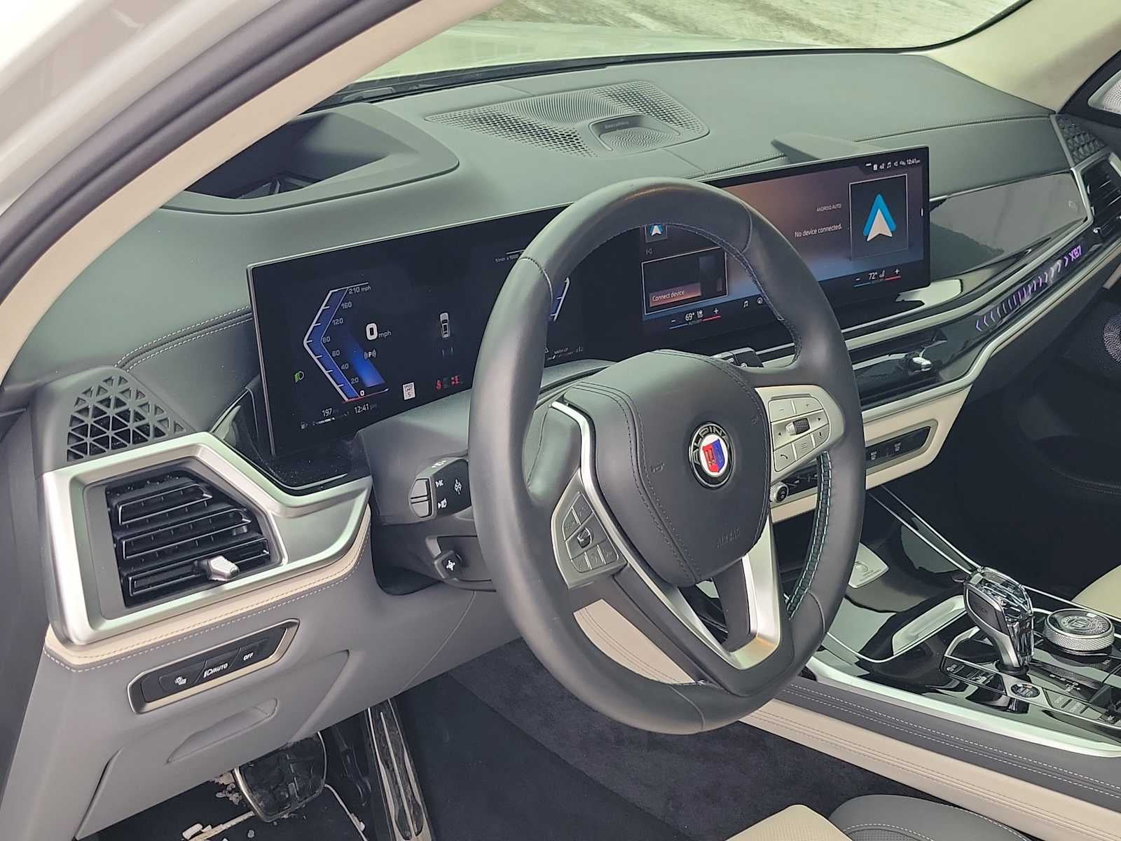 2025 BMW X7 ALPINA XB7