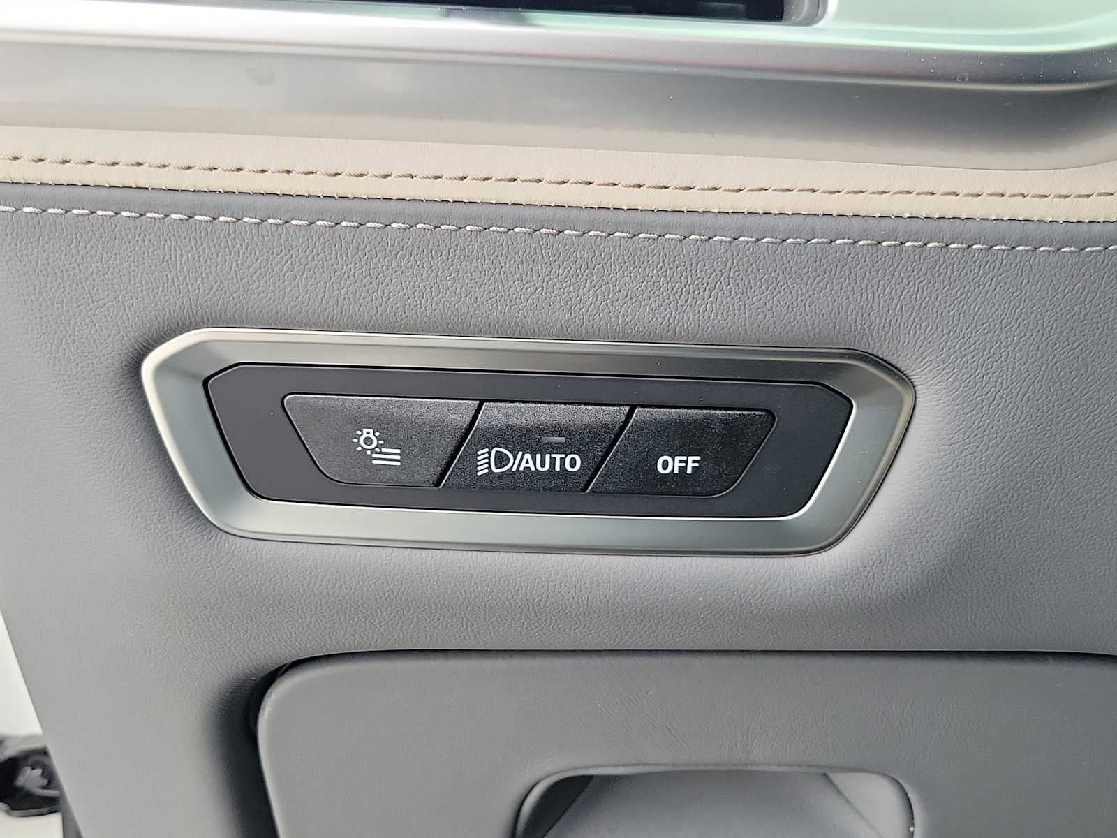 2025 BMW X7 ALPINA XB7