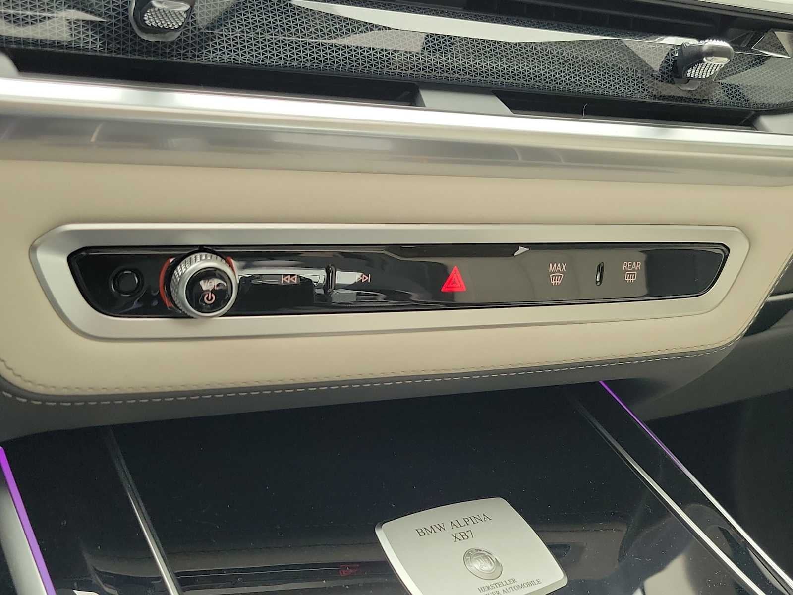 2025 BMW X7 ALPINA XB7