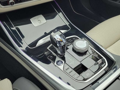 2025 BMW X7 ALPINA XB7