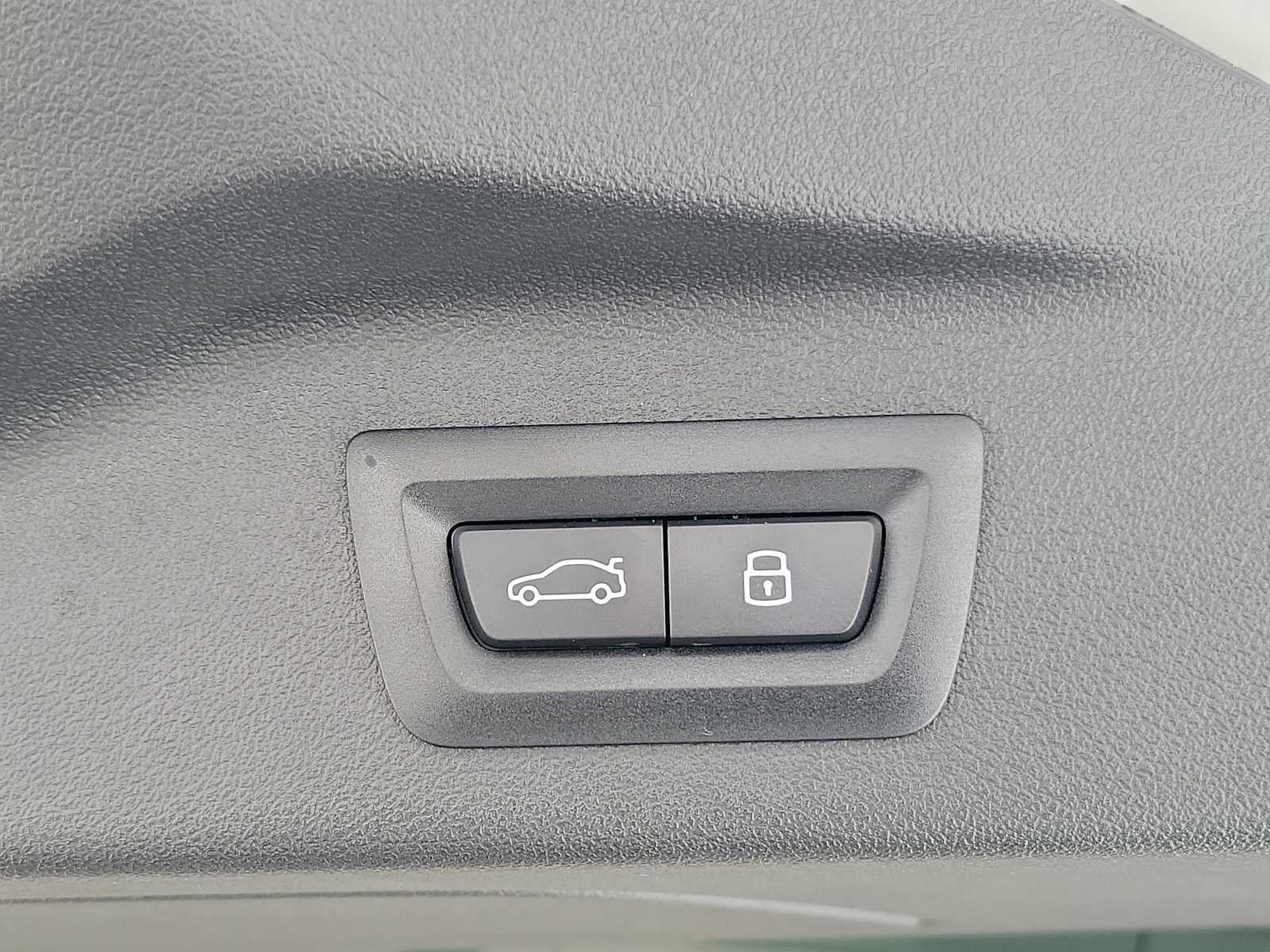 2025 BMW X7 ALPINA XB7