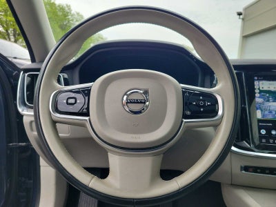 2024 Volvo S60 Plus Dark Theme