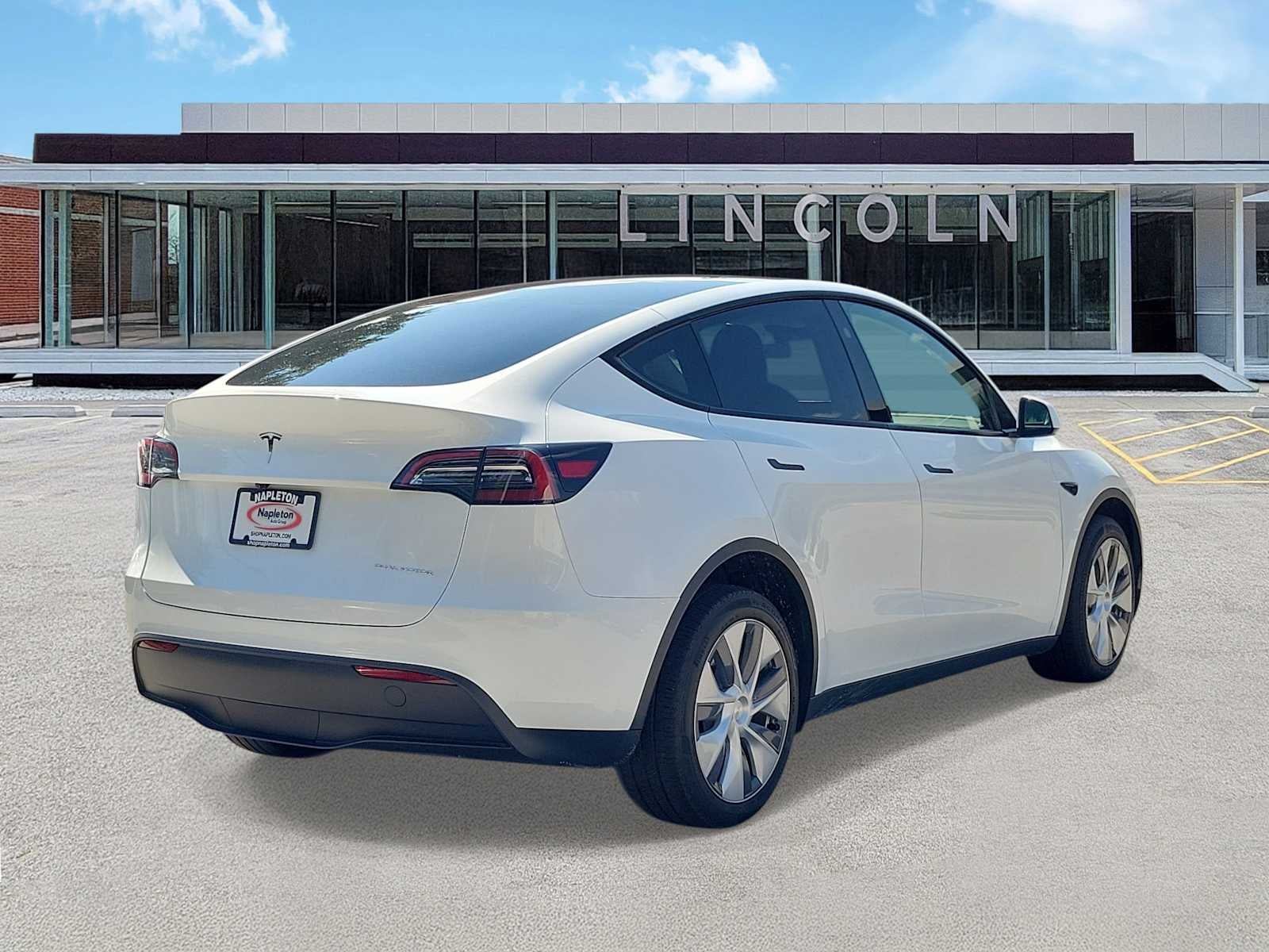 2024 Tesla Model Y Long Range