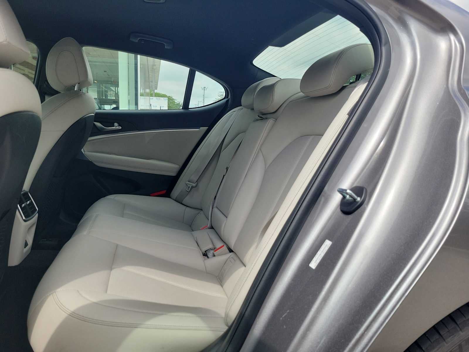2024 Genesis G70 2.5T