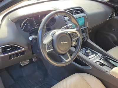 2019 Jaguar F-PACE 25t Prestige