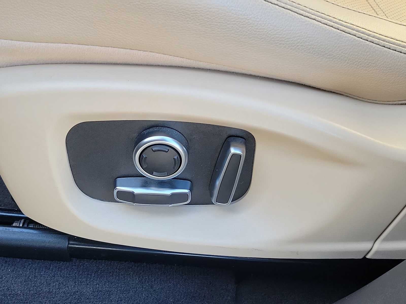 2019 Jaguar F-PACE 25t Prestige