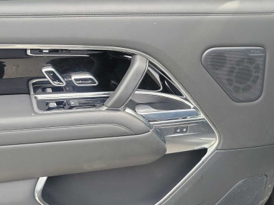 2025 Land Rover Range Rover SE
