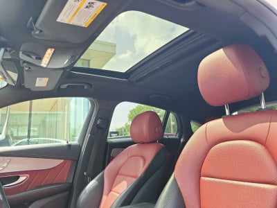 2022 Mercedes-Benz GLC 300 GLC 300