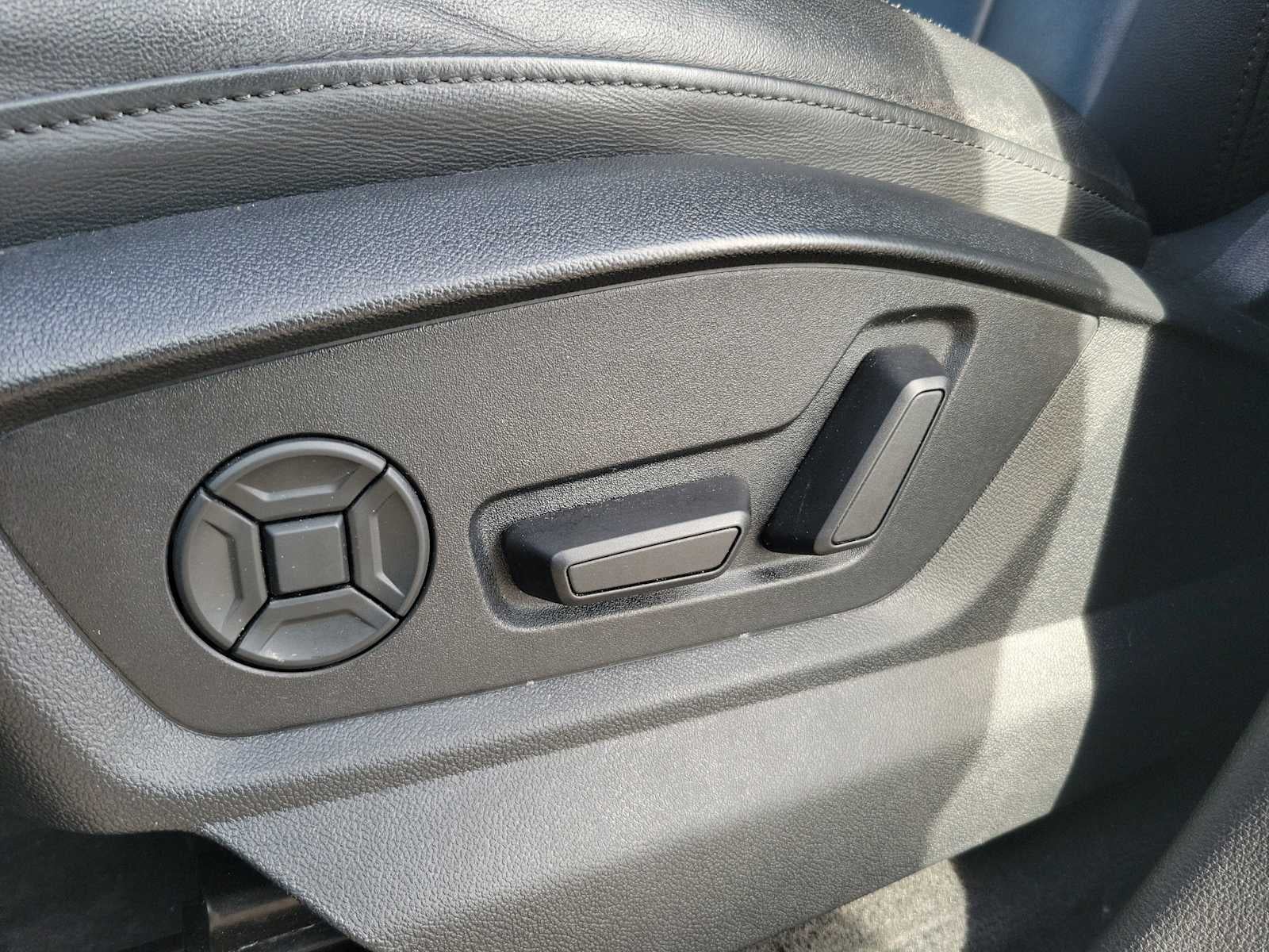 2023 Audi Q7 Premium Plus