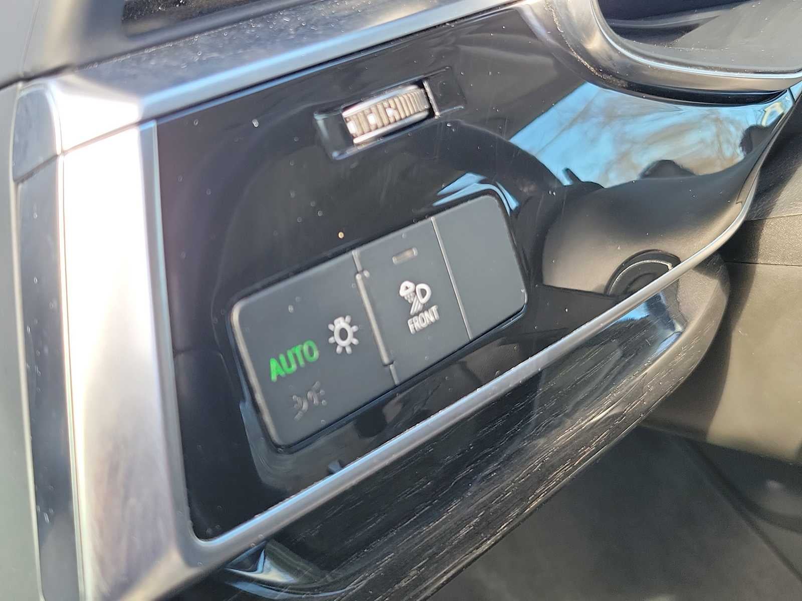 2023 Audi Q7 Premium Plus