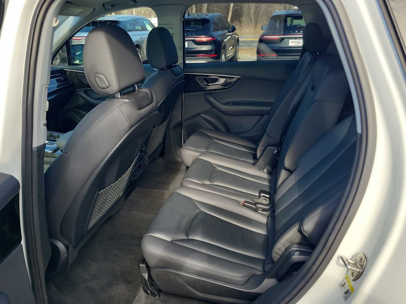 2023 Audi Q7 Premium Plus