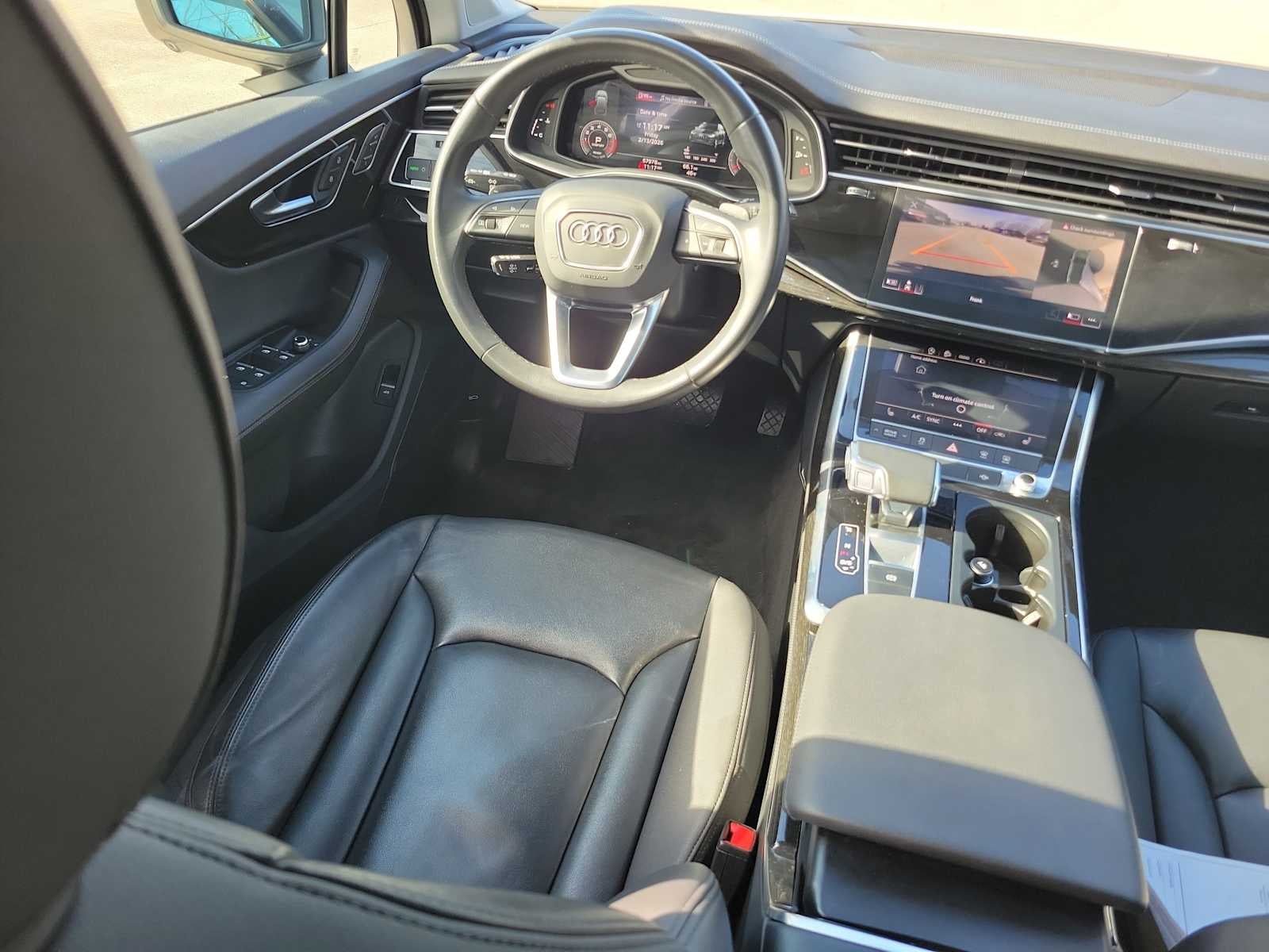 2023 Audi Q7 Premium Plus