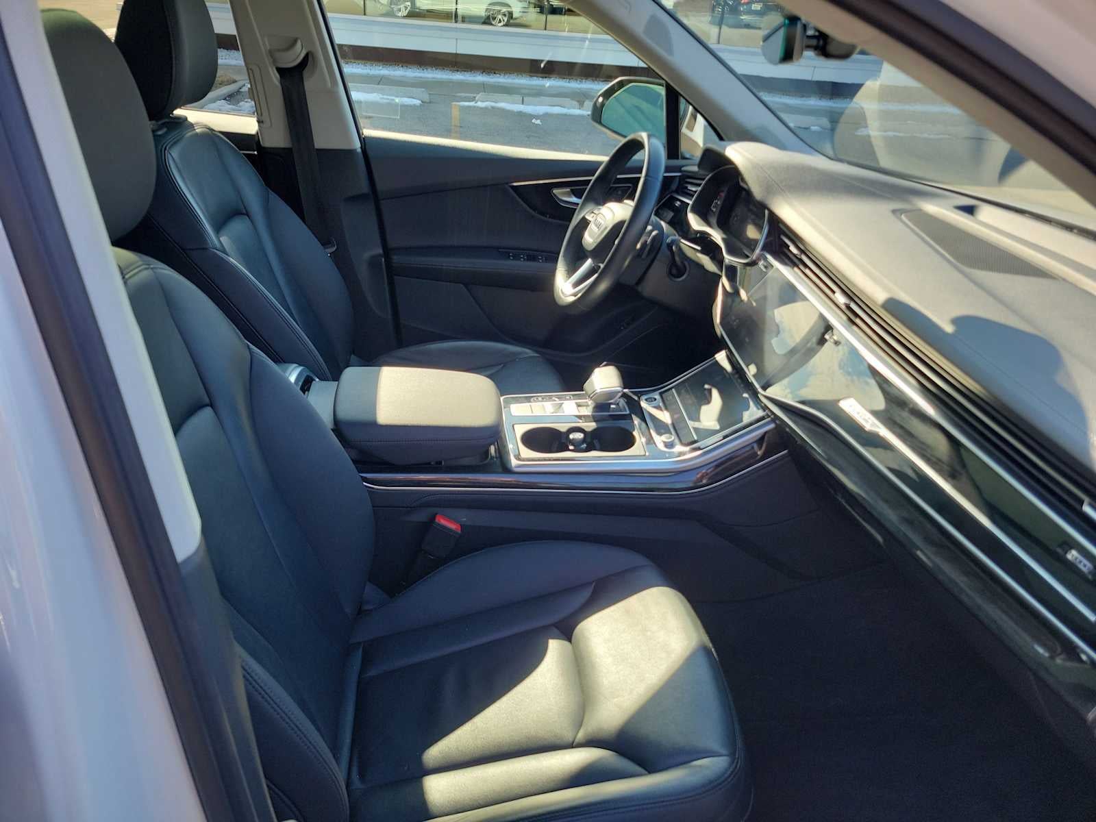 2023 Audi Q7 Premium Plus