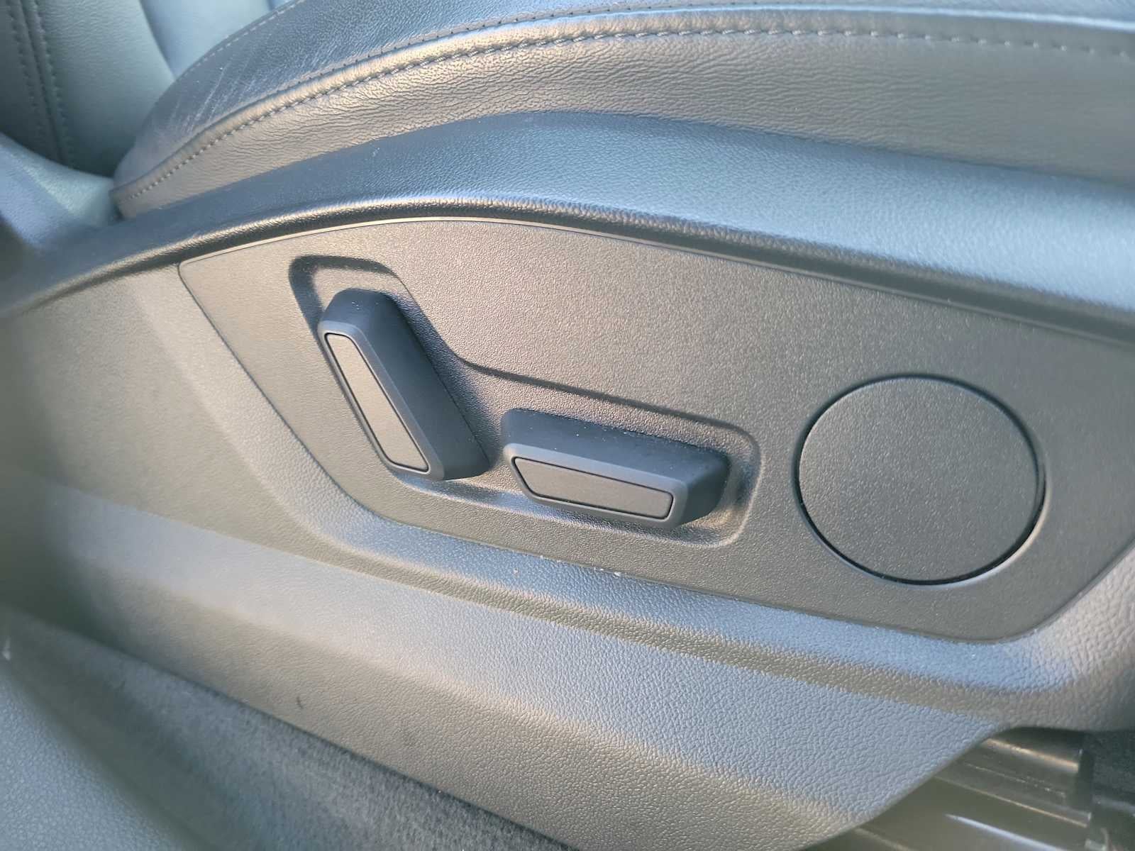 2023 Audi Q7 Premium Plus