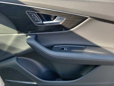 2023 Audi Q7 Premium Plus