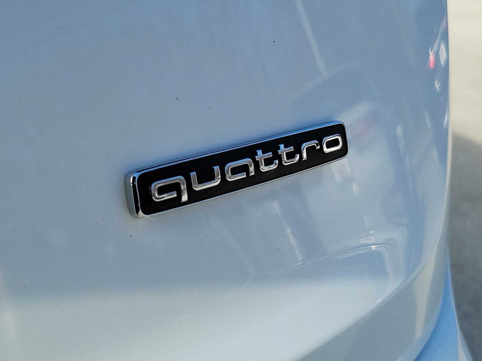 2023 Audi Q7 Premium Plus