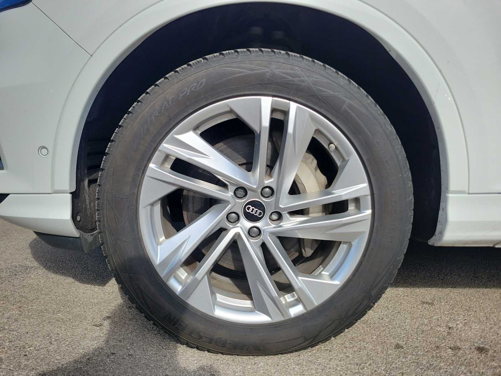 2023 Audi Q7 Premium Plus