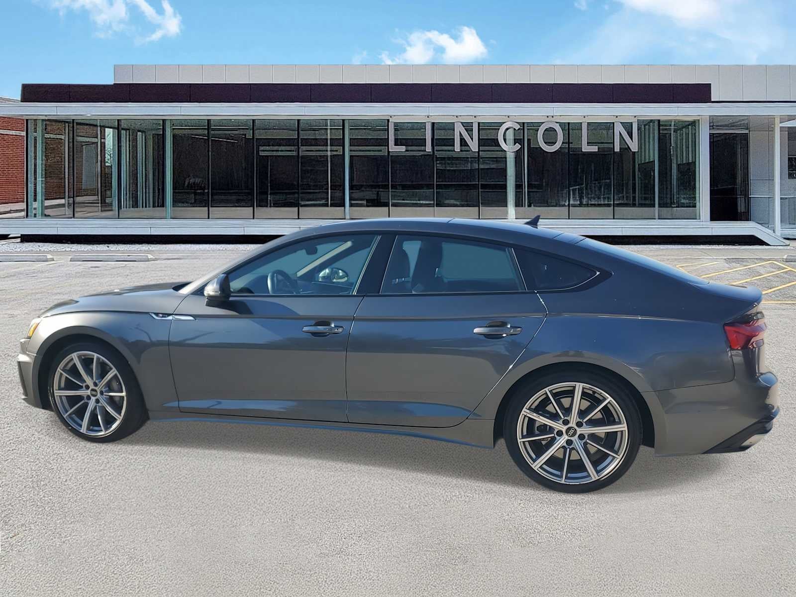 2025 Audi A5 Sportback S line Premium