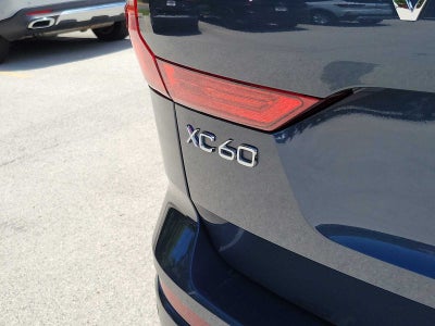 2023 Volvo XC60 Plus Bright Theme