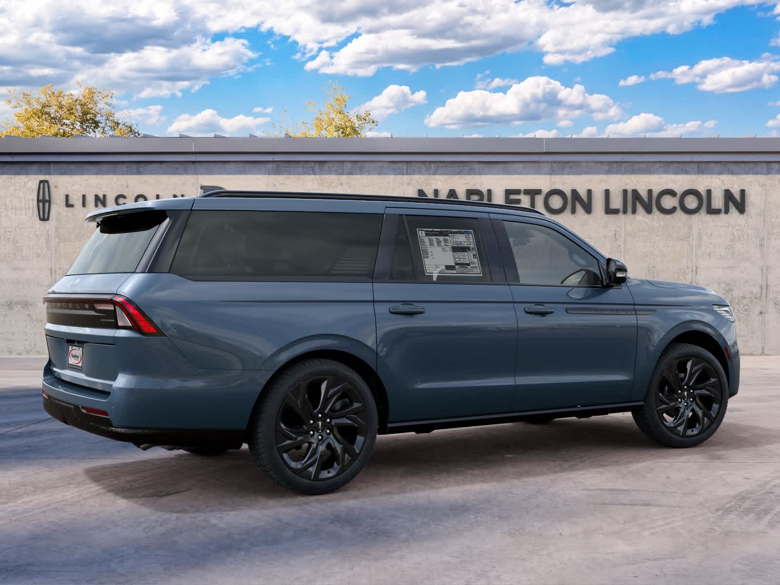 2027 Lincoln Navigator L Reserve