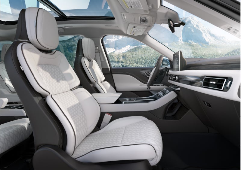 The interior of a Lincoln Aviator® Black Label model is shown in the Chalet theme | Napleton River Oaks Lincoln in Calumet City IL