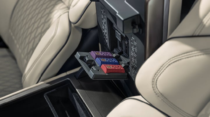 Digital Scent cartridges are shown in the diffuser located in the center arm rest. | Napleton River Oaks Lincoln in Calumet City IL