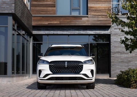 The front of a 2026 Lincoln Aviator® SUV is shown. | Napleton River Oaks Lincoln in Calumet City IL