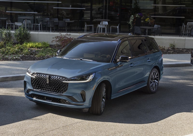 A 2026 Lincoln Black Label™ Aviator® SUV is shown with the available Special Edition Package. | Napleton River Oaks Lincoln in Calumet City IL