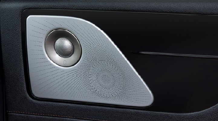 A close-up view of the available Revel® Ultima 3D Audio System. | Napleton River Oaks Lincoln in Calumet City IL